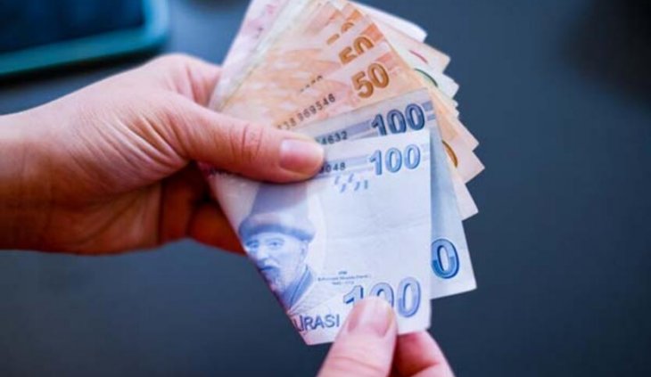 Konya'da  kuyumcudan 100 bin lira çaldılar