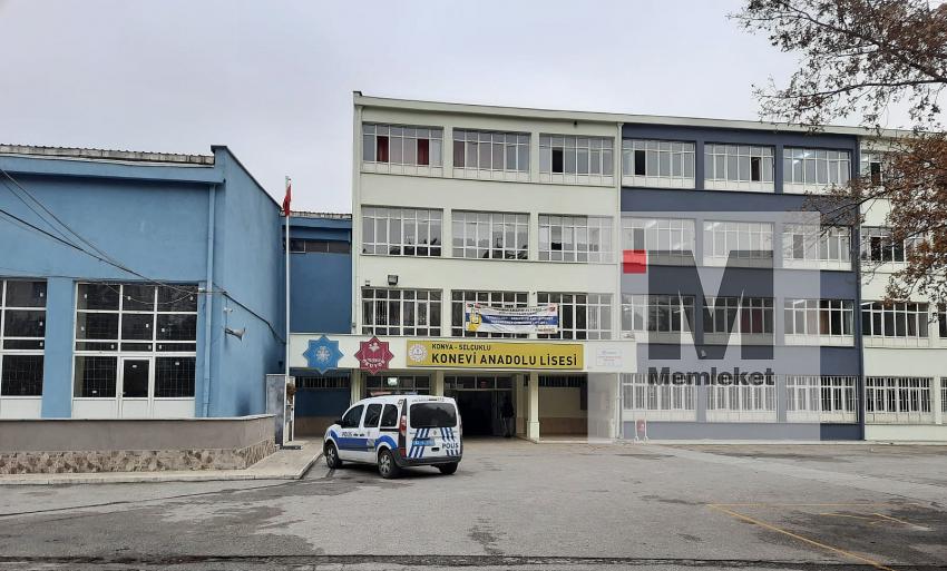 Konya'da liseli kızların kavgasına veliler de karıştı! Okulda eğitime ara verildi