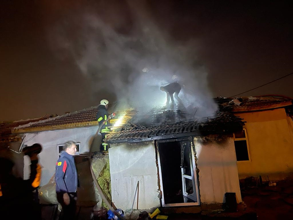 Konya'da müstakil evde çıkan yangın söndürüldü