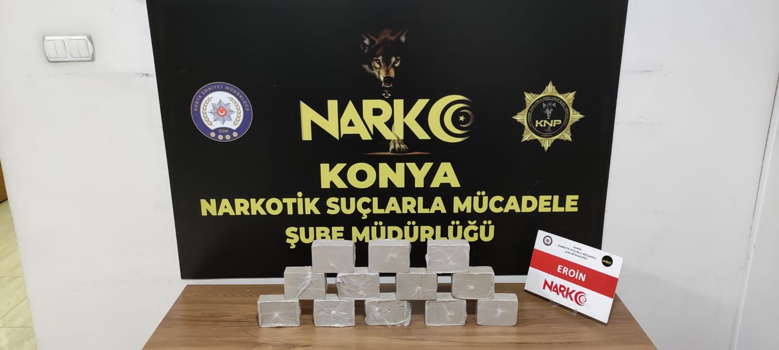 KONYA’DA NARKOTİK EKİPLERİNDEN ZEHİR TACİRLERİNE SUÇÜSTÜ