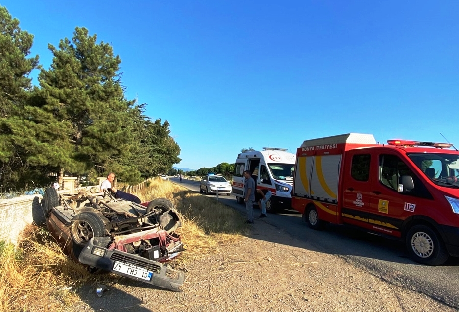Konya'da otomobil devrildi, 4 kişi yaralandı