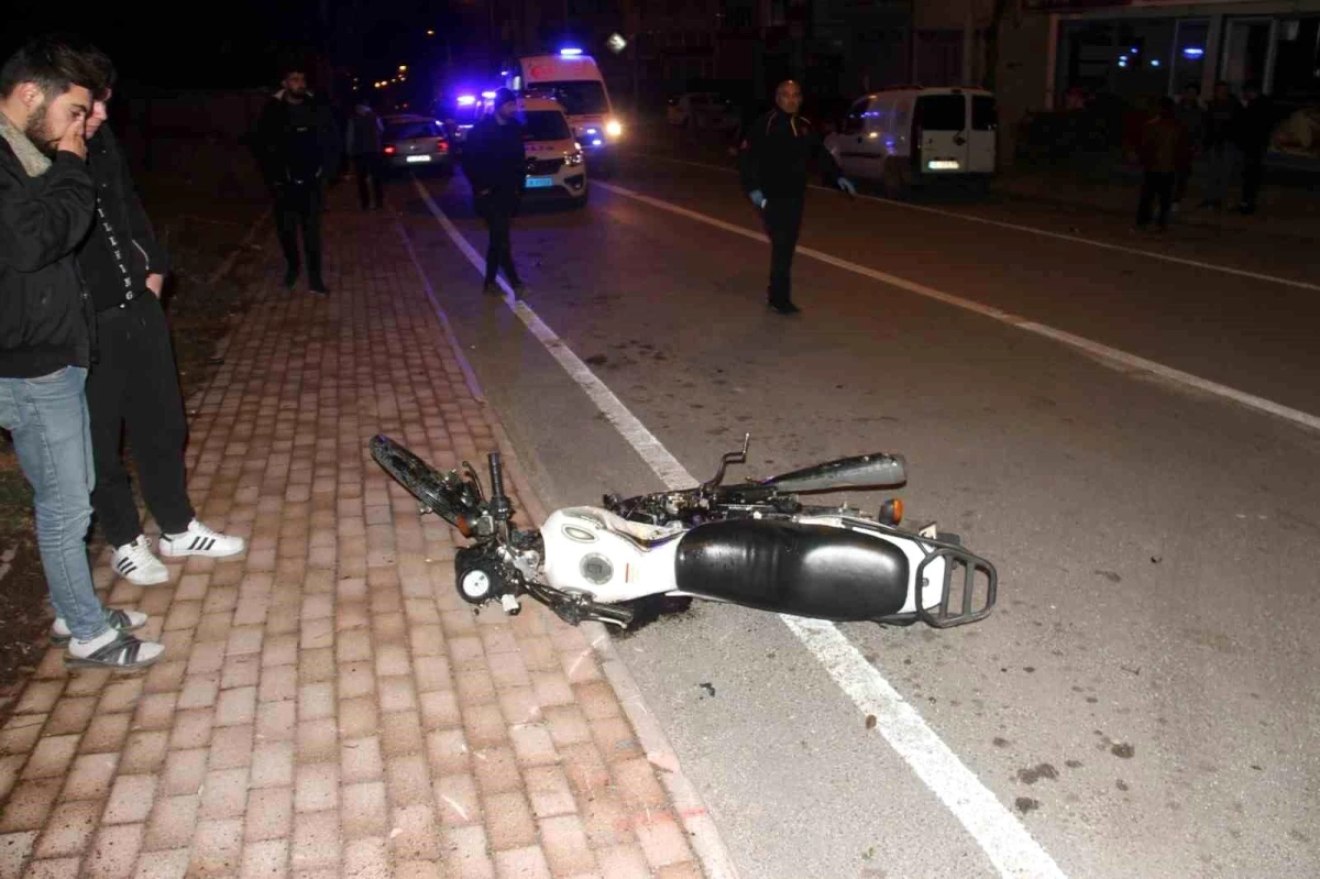 Konya'da otomobil ile motosiklet çarpıştı, 1 kişi yaralandı