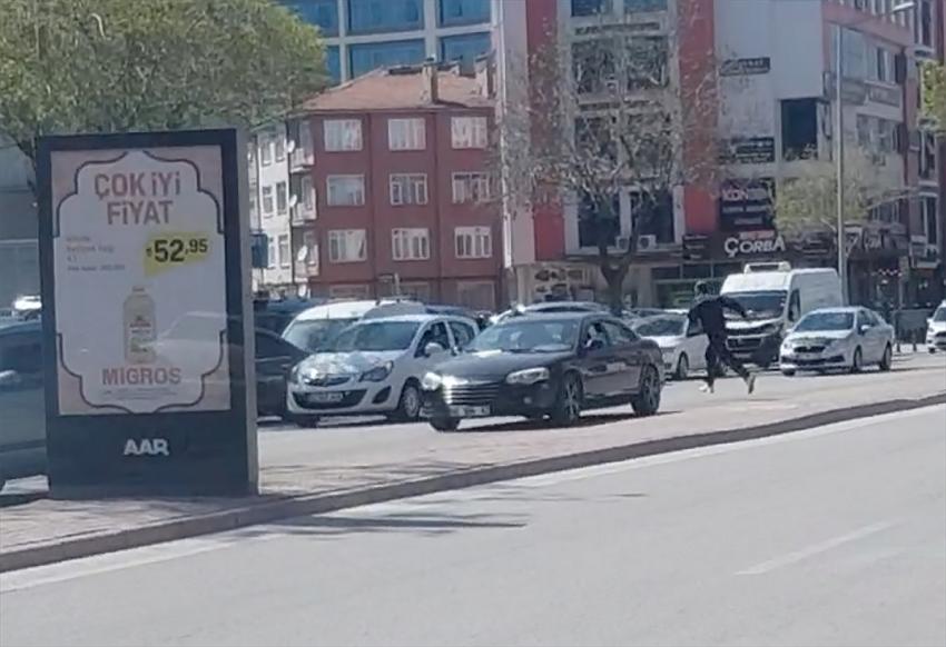 Konya'da polisten kaçmaya çalışan şüpheli, kovalamaca sonucu yakalandı