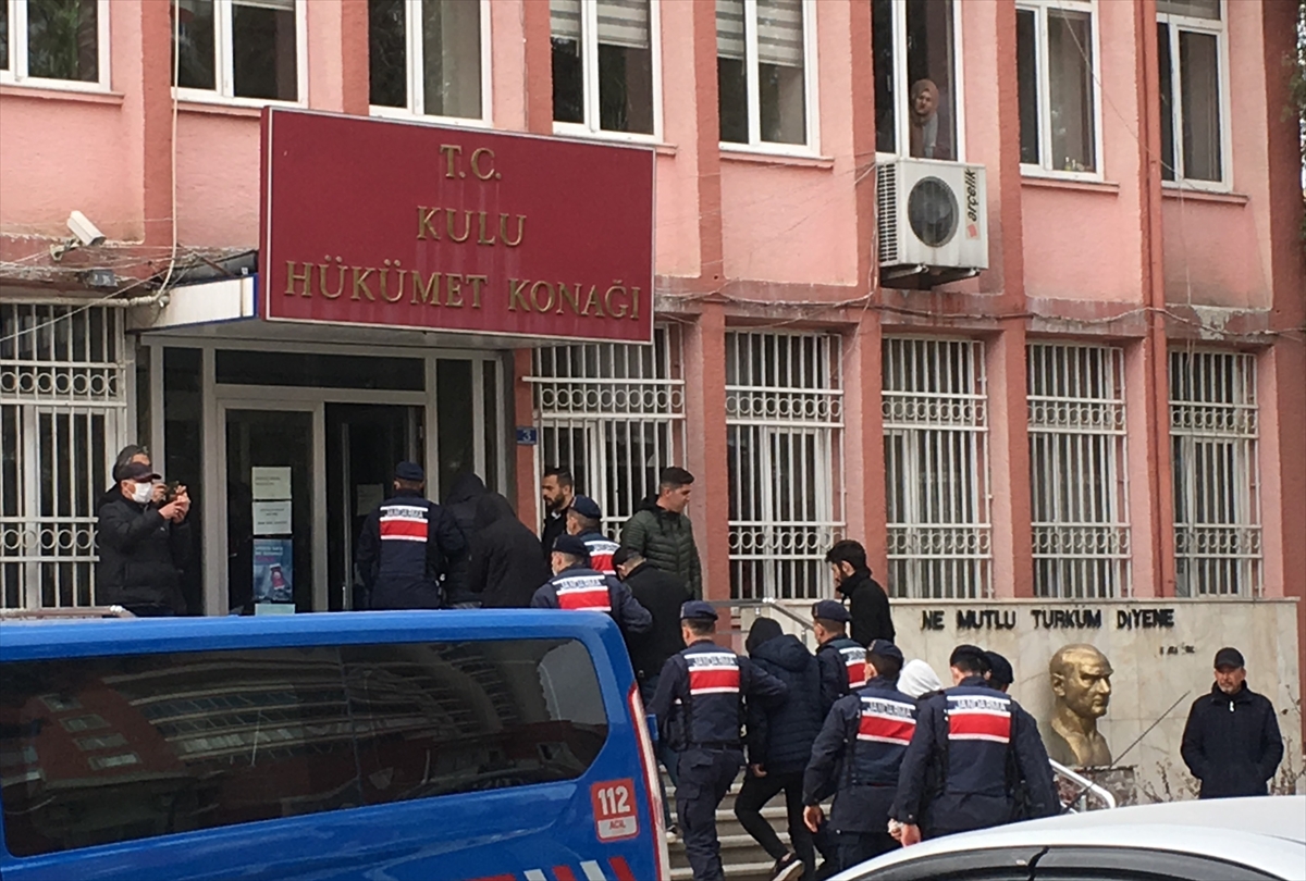 Konya'da "Siber dolandırıcılık" iddiasıyla yakalanan zanlılardan 6'sı tutuklandı