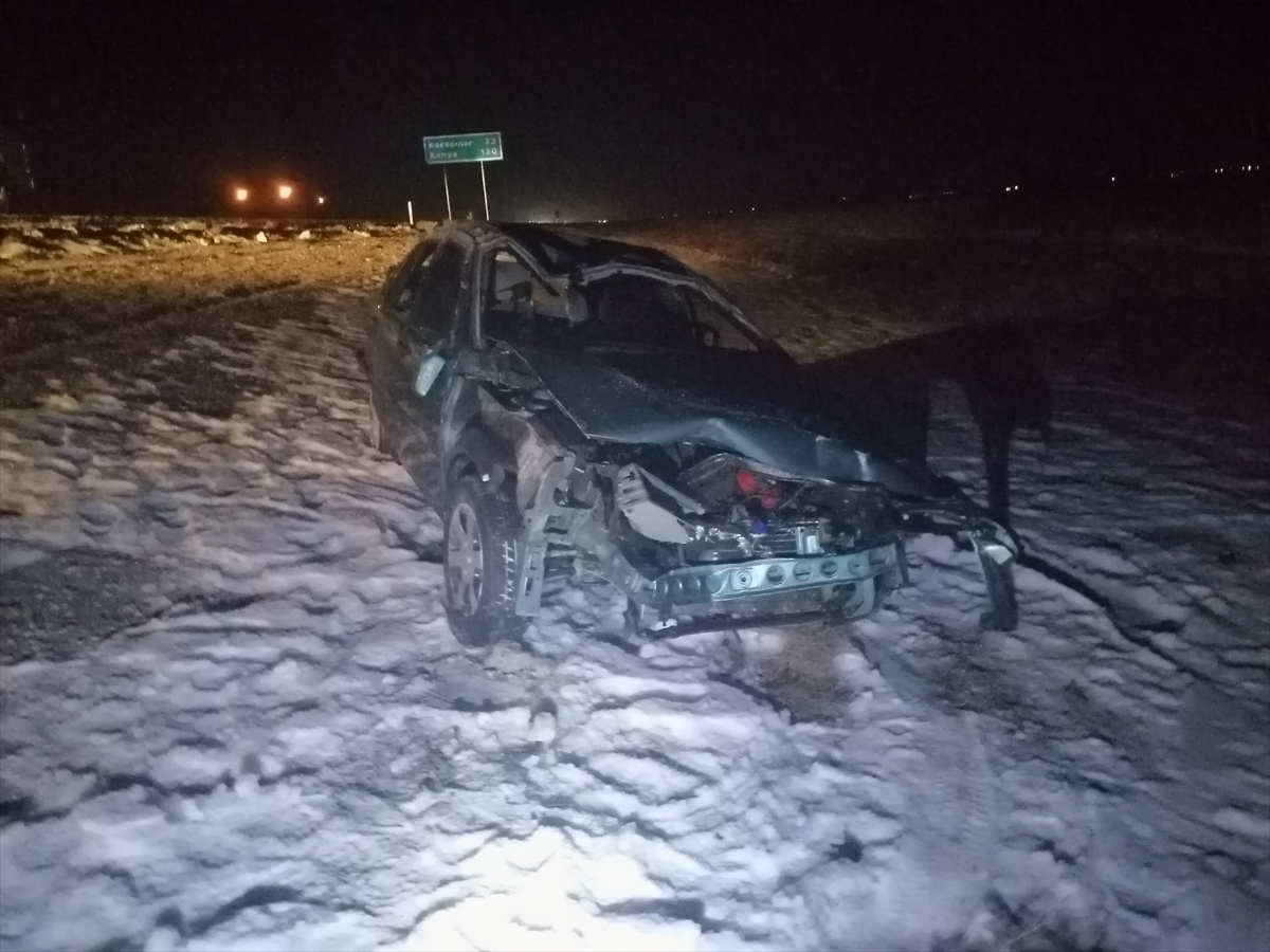 Konya'da şarampole devrilen otomobilin sürücüsü öldü