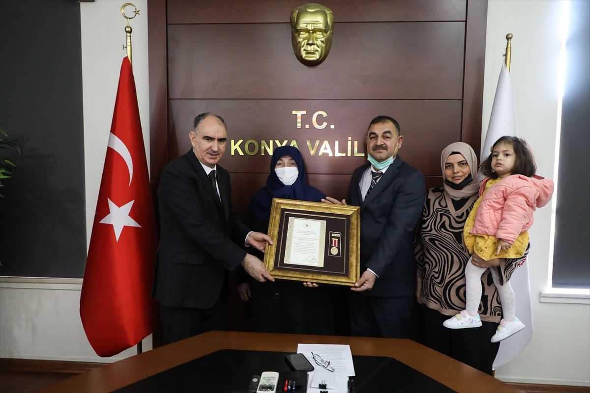 Konya'da şehit ailesine ve gaziye Devlet Övünç Madalyası ve Beratı verildi