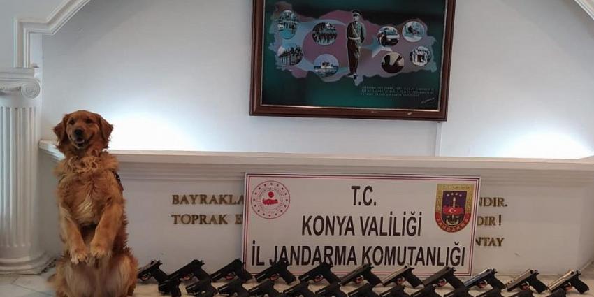 Konya'da silah kaçakçılarına operasyon! 39 tabanca, 5 şüpheli