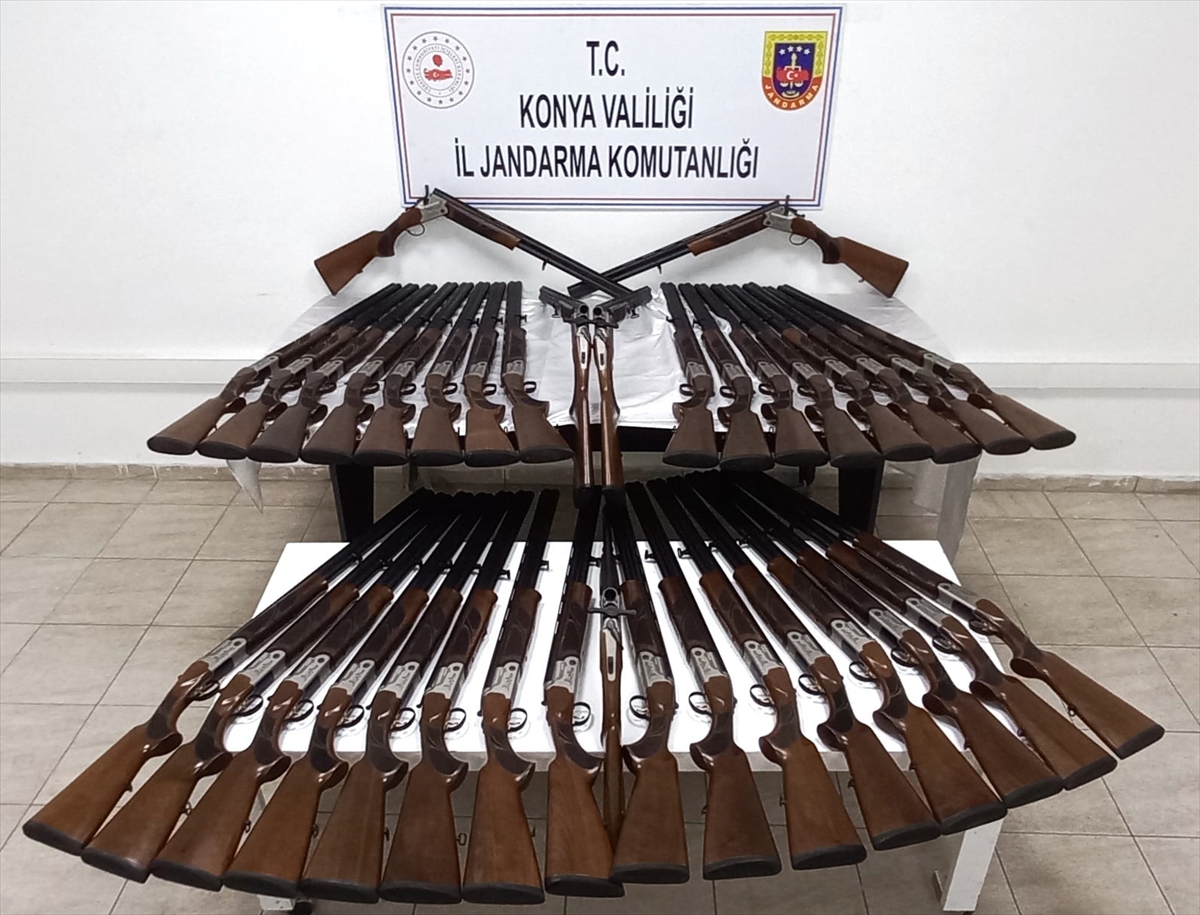 Konya'da silah kaçakçılığı operasyonunda 39 av tüfeği ele geçirildi