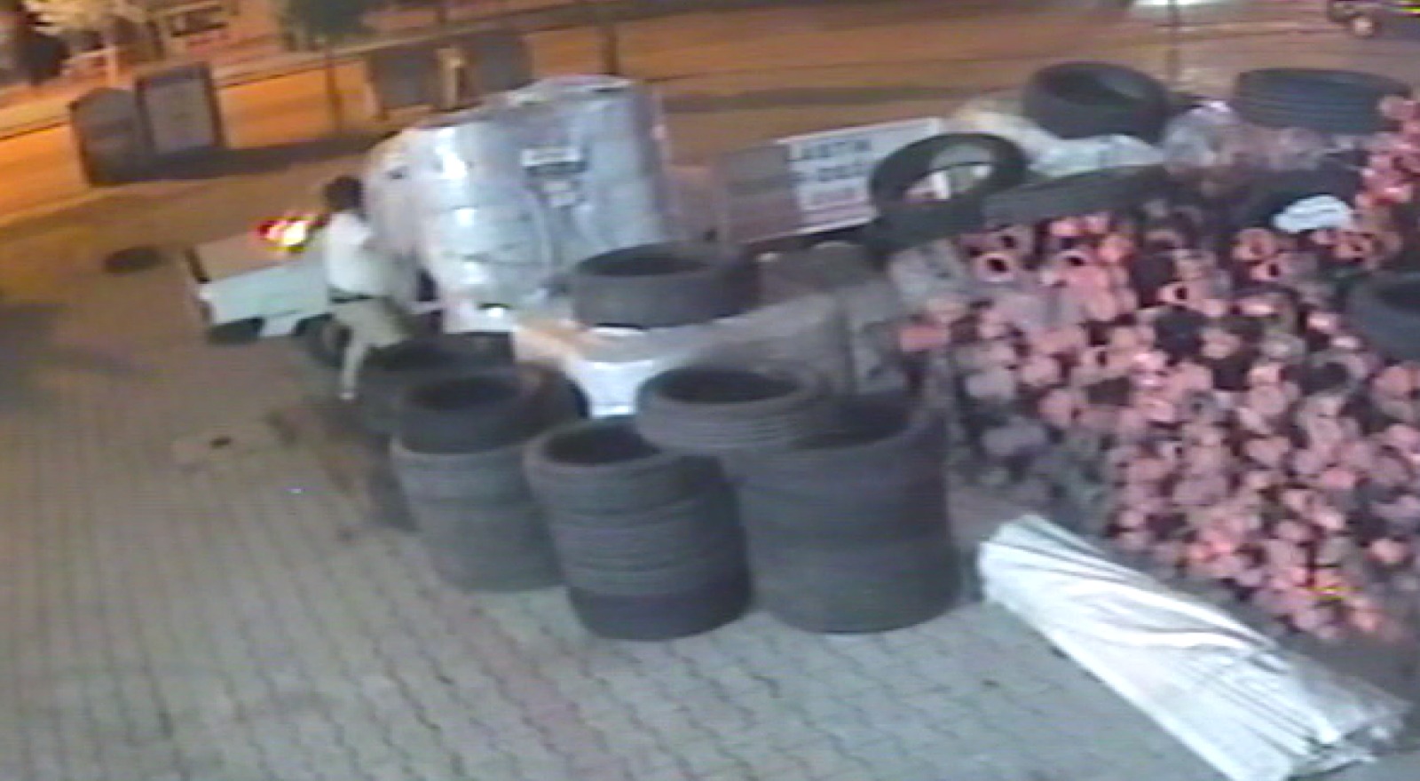 KONYA’DA SULAMA BORULARINA DADANAN HIRSIZLAR YAKAYI ELE VERDİ