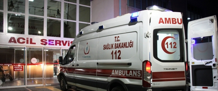 Konya'da tamir için çıktığı ambarın çatısından düşen genç hayatını kaybetti