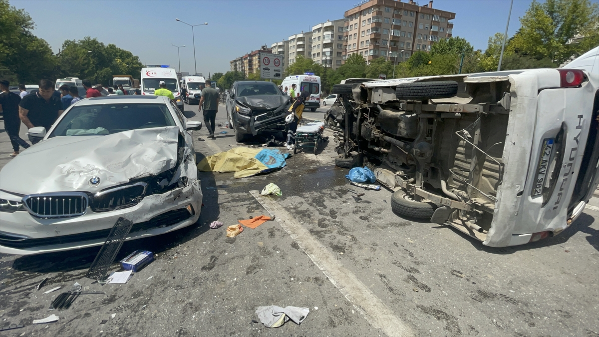 Konya'da trafik kazasında 1 kişi öldü, 4 kişi yaralandı