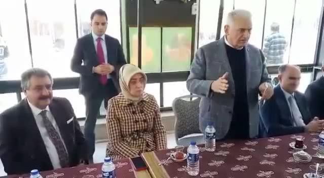 Konya'da vatandaştan Binali Yıldırım'a ekonomi sitemi: Vallahi millet perişan