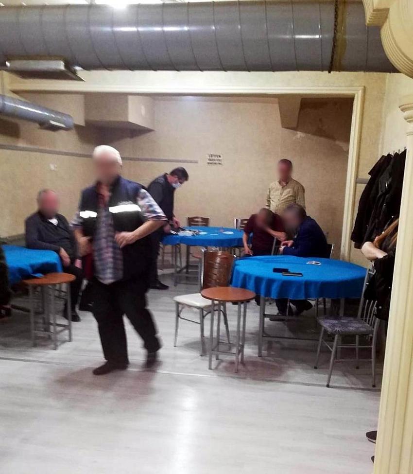 Konya’da yardımlaşma derneğine kumar baskını!