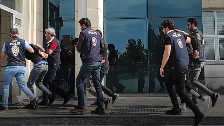 KONYA’DA YASADIŞI BAHİS SİTESİ OPERASYONU: 3 GÖZALTI