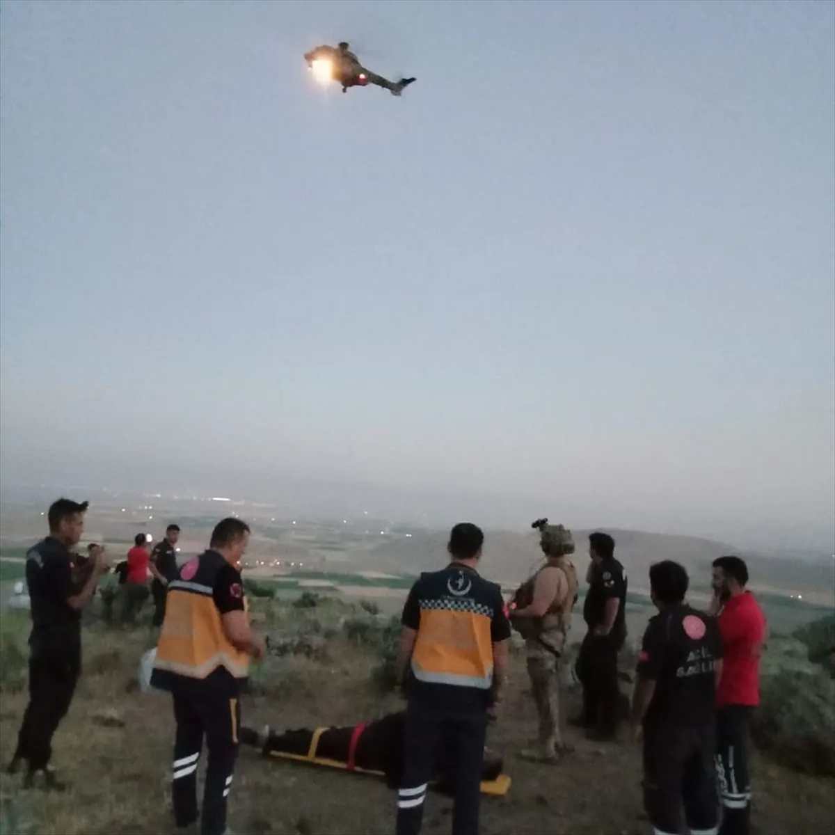 KONYA - Dağlık alanda yaralanan kişi askeri helikopterle kurtarıldı