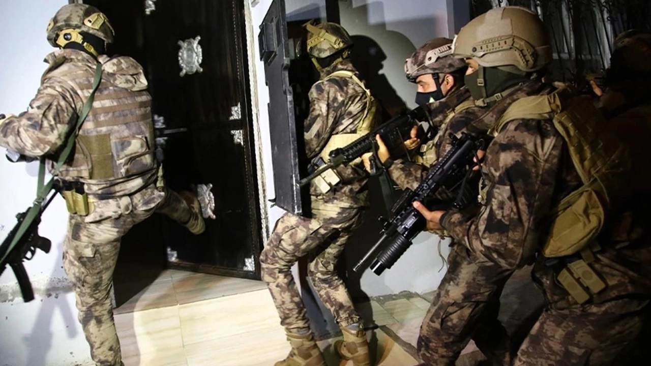 Konya Dahil 73 ilde operasyon! 1127 kişi gözaltına alındı!