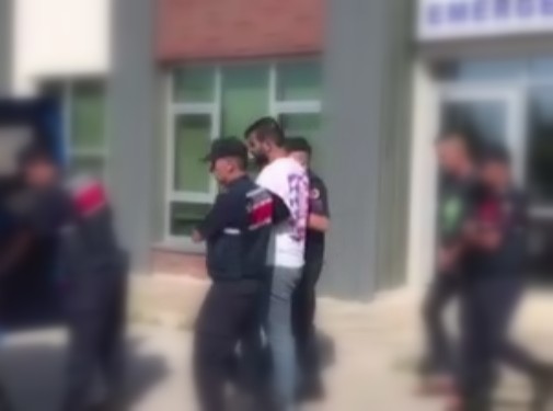 Konya Dahil   bir ilde  dolandırıcılık yapan ’Binbir surat’ dolandırıcı son işinde yakalandı