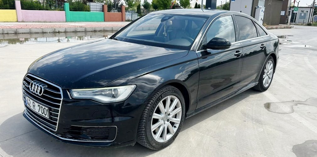 Konya'daki  Bu  Belediye Lüks Makam Aracını Satılığa Çıkardı!