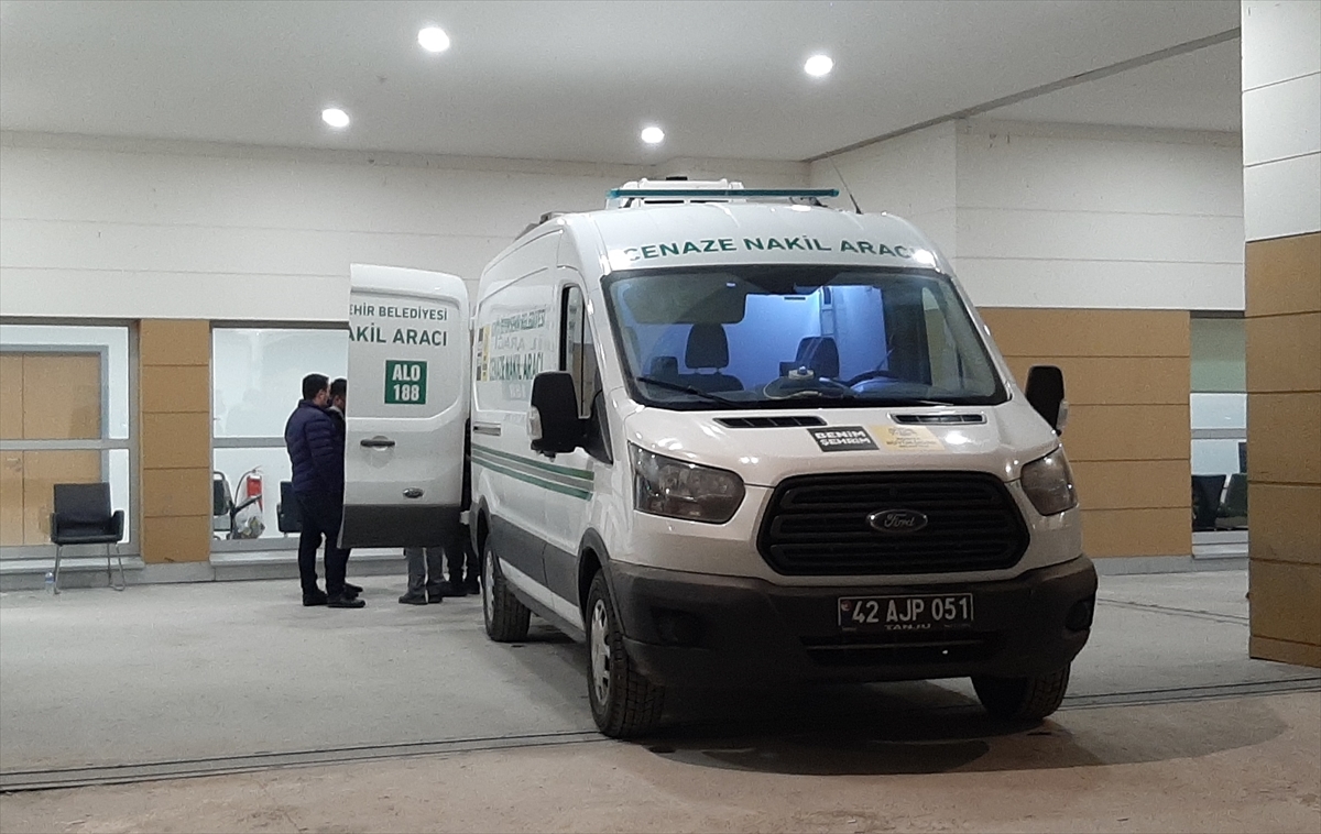 Konya'daki kazada can veren 6 kişinin cenazesi yakınlarına teslim edildi