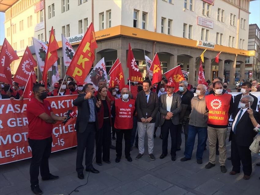  Konya'daki Kentpar fabrikasında çalışan 140 işçinin işten çıkarılmasına tepki
