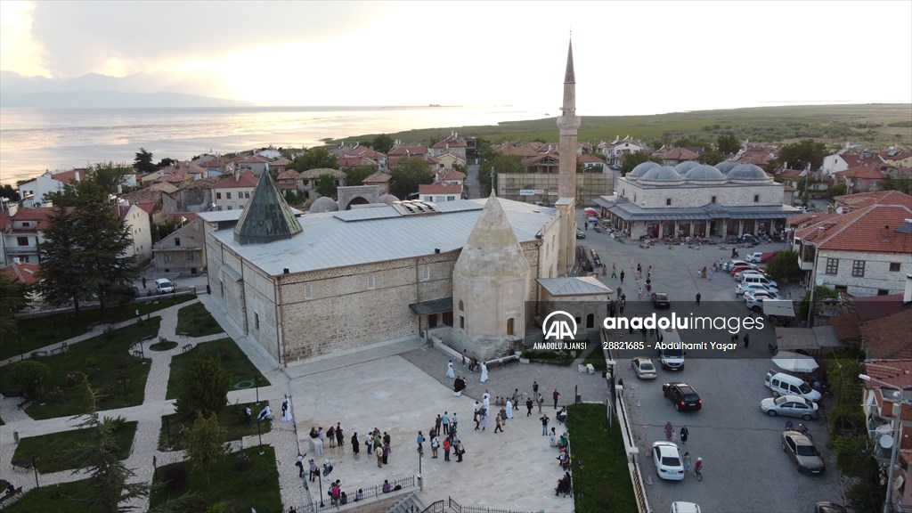 Konya'daki tarihi ahşap camiyi 2 ayda 81 bin kişi ziyaret etti