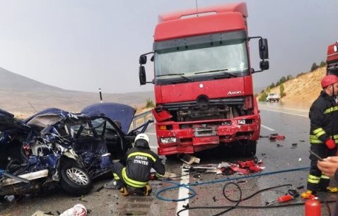 Konya'daki trafik kazasında ağır yaralanan kişi 3 gün sonra hayatını kaybetti