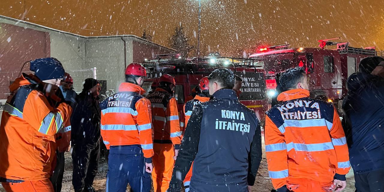Konya'dan kurtarma ve yardım ekipleri deprem bölgesine gitti