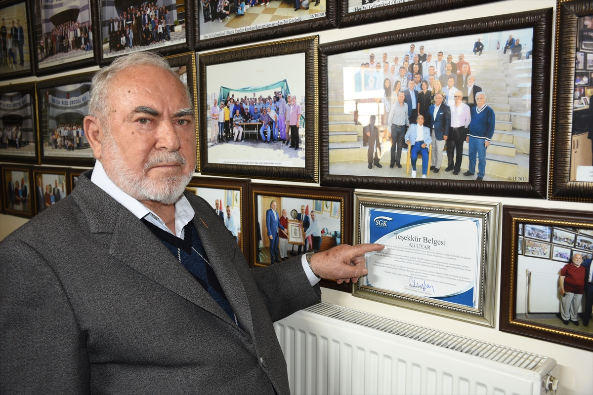 KONYA - Eczacı kalfası olarak başladığı iş hayatında 66 yılı geride bıraktı