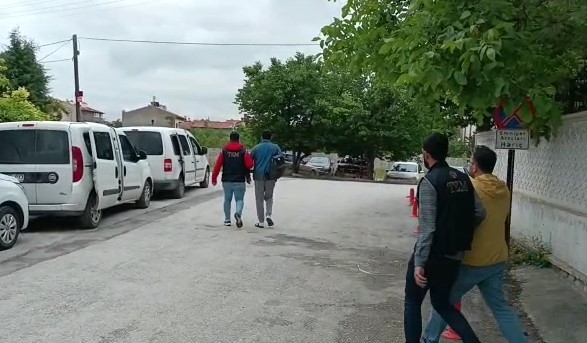 KONYA MERKEZLİ 7 İLDE FETÖ OPERASYONU