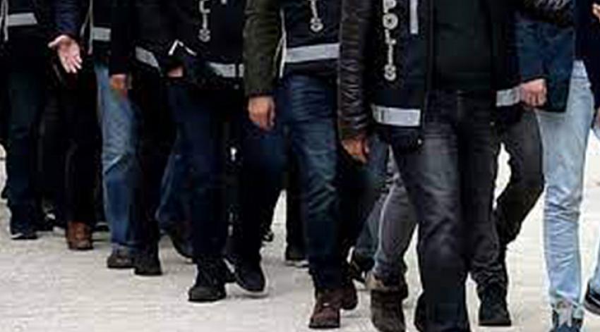 Konya merkezli FETÖ'nün mahrem yapılanmasına yönelik operasyonda 6 zanlı yakalandı