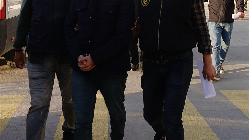 Konya merkezli FETÖ operasyonunda 2 şüpheli yakalandı