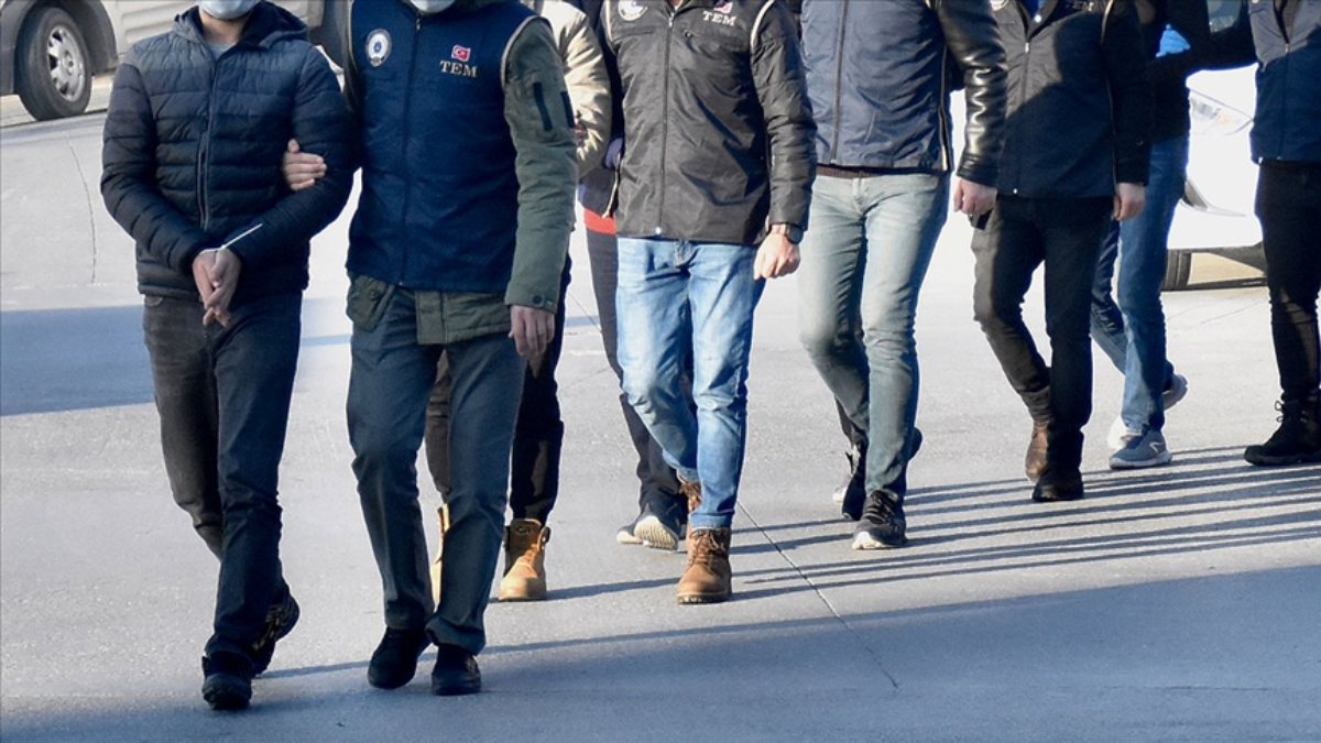 Konya merkezli FETÖ operasyonunda 5 şüpheli yakalandı