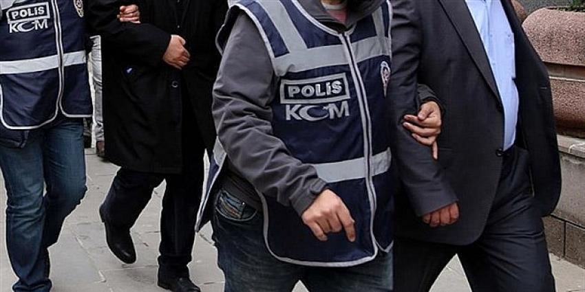 Konya merkezli FETÖYE operasyonda 8 gözaltı