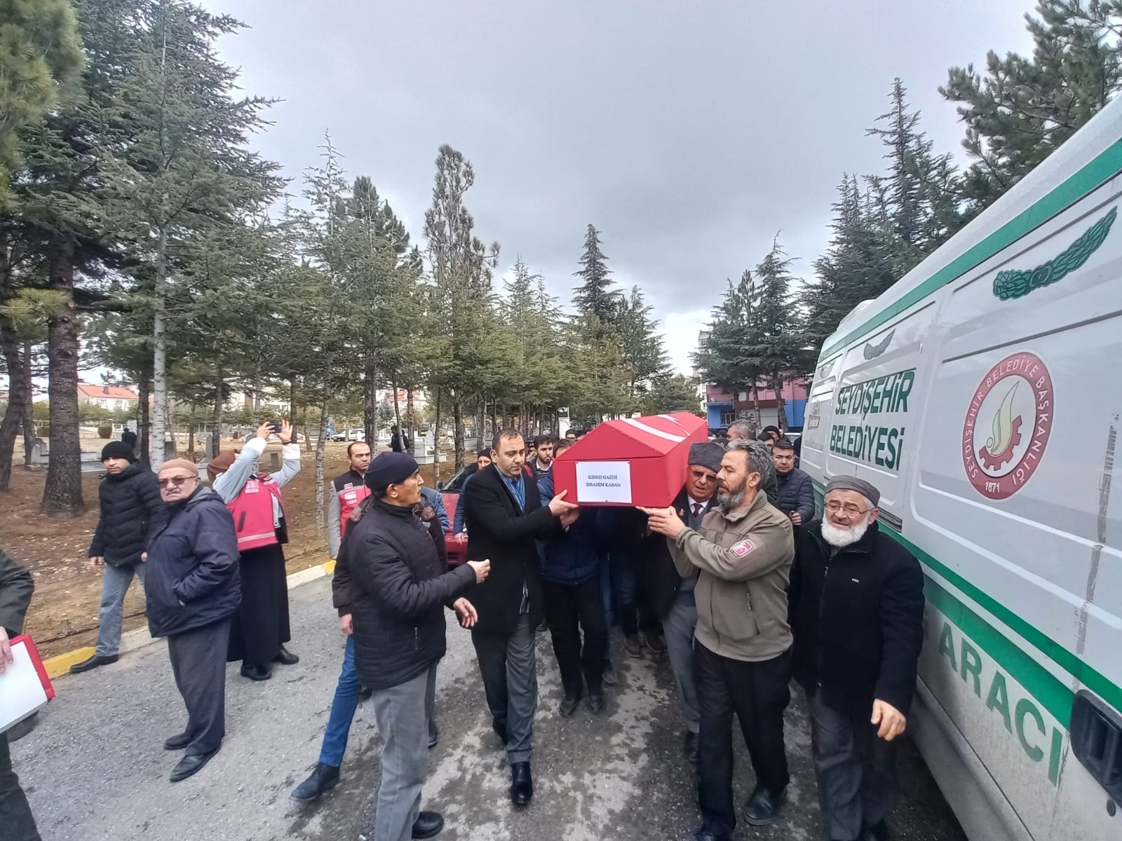 Kıbrıs Gazisi İbrahim Kaban , bugün dualarla toprağa verildi.