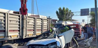 Konya Plakalı Tıra çarpan otomobildeki 4 kişi öldü