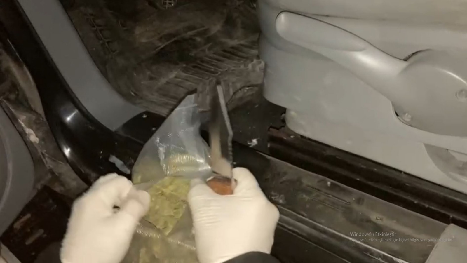 KONYA POLİSİNDEN NARKOTİK OPERASYONU: 3 KİŞİ TUTUKLANDI