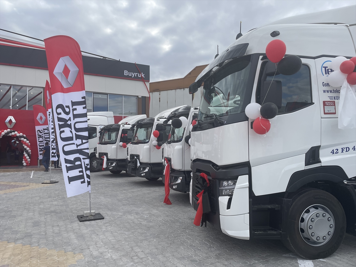 KONYA - Renault Trucks Buyruk Grup Konya Bayisi açıldı