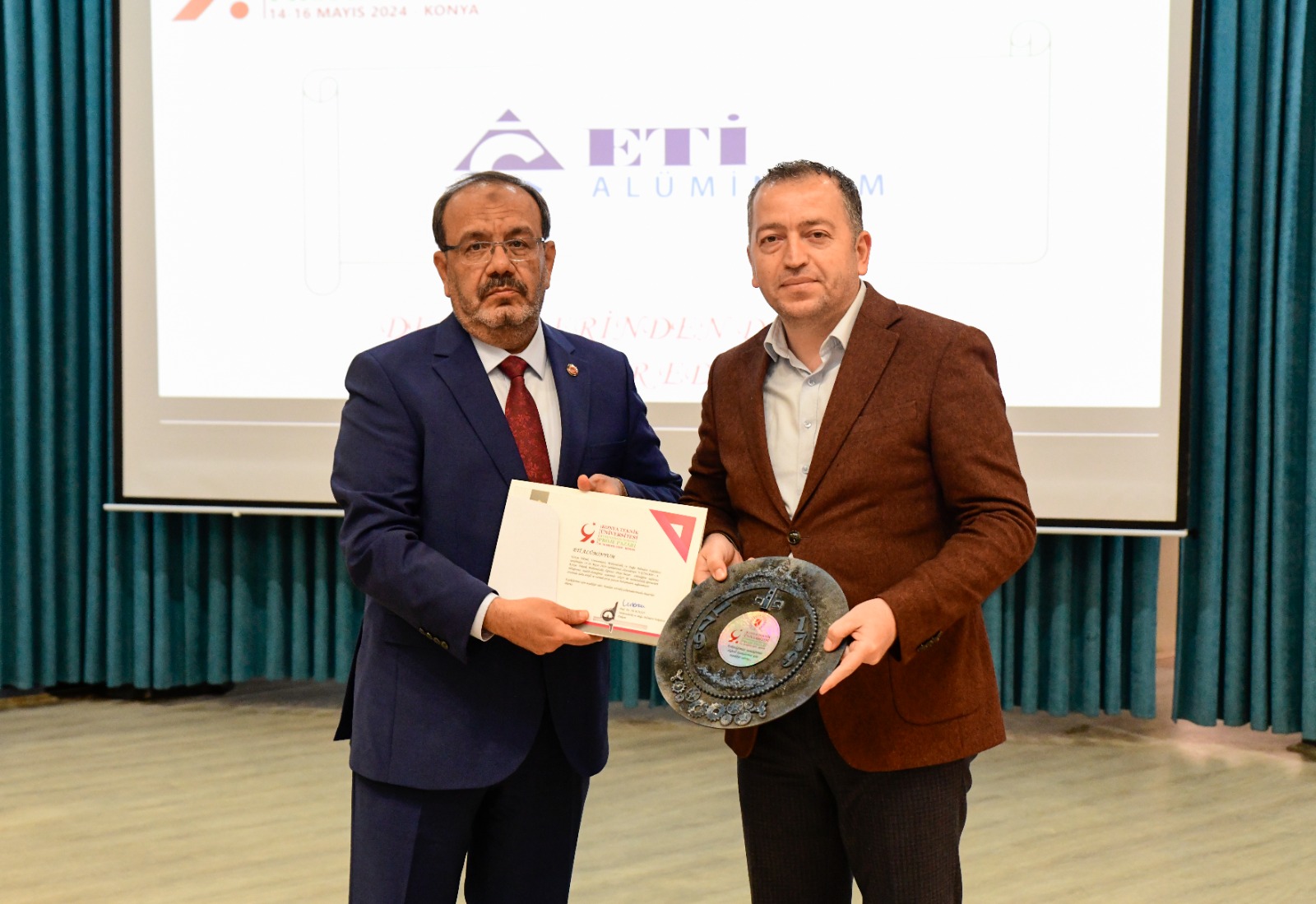 KONYA TEKNİK ÜNİVERSİTESİNDEN ETİ ALÜMİNYUMA PLAKET