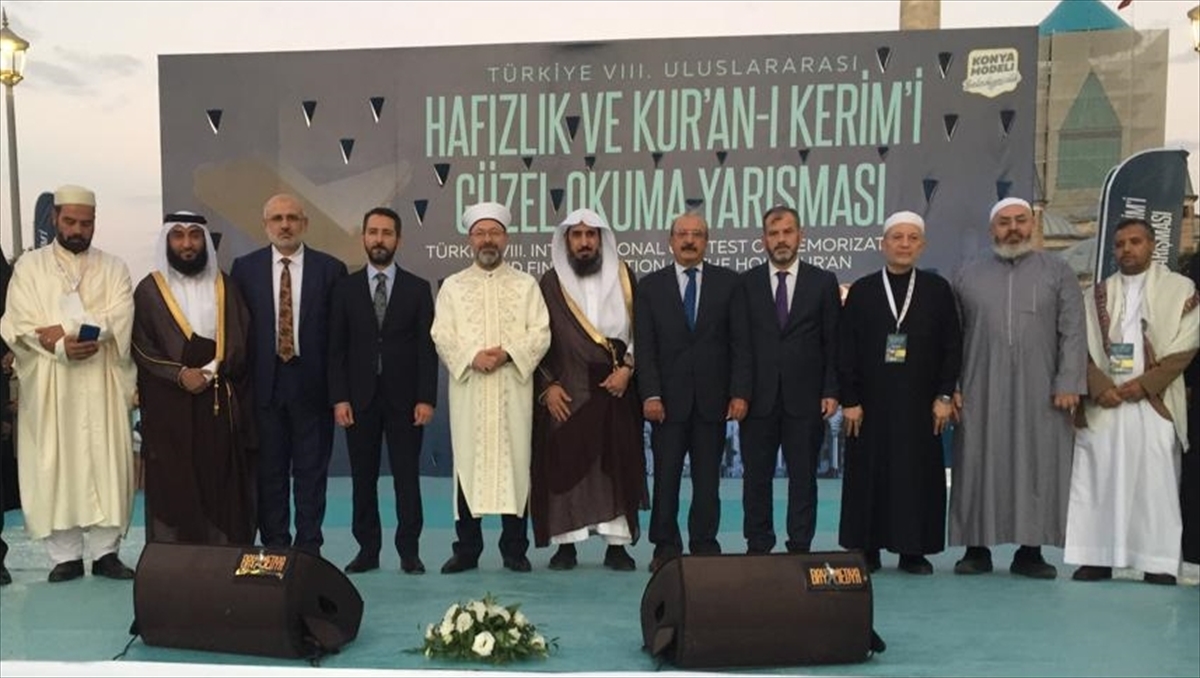KONYA - Türkiye Uluslararası 8. Hafızlık ve Kur'an-ı Kerim'i Güzel Okuma Yarışması Konya'da başladı