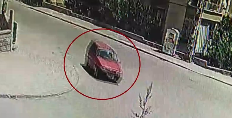 KONYADA ÇALDIGI OTOMOBİLLE ARKADAŞLARINI GEZDİRDİ  SONRADA TUTUKLANDI