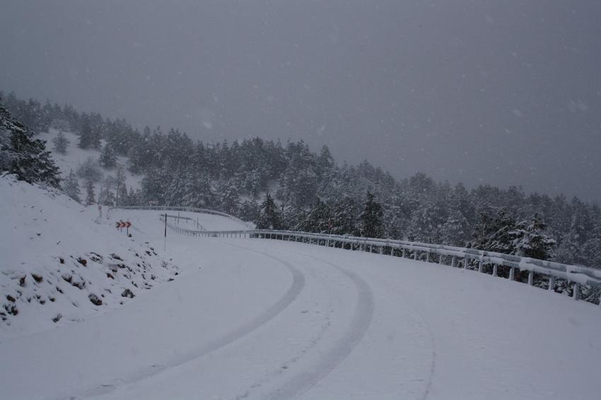  KONYADA BEYAZ BEREKET kar kalındığı 10 santimetreyi geçti