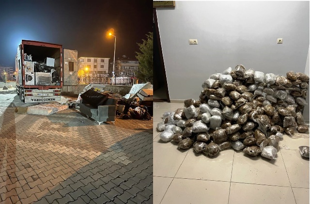 KONYADA EV EŞYASI TAŞIYAN KAMYONDAN 190 KG UYUŞTURUCU MADDE ÇIKTI