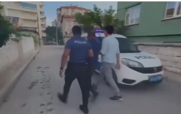 KONYADA KESİNLEŞMİŞ HAPİS CEZASI BULUNAN 49 ŞAHIS CEZAEVİNE GÖNDERİLDİ