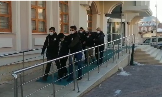 KONYADAKİ CİNAYET ZANLILARI YAKALANDI