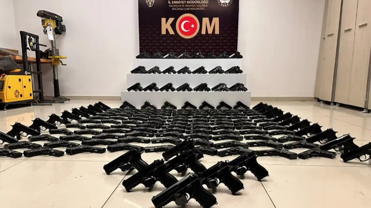 Konyadaki"Mercek-20" operasyonunda 225 ruhsatsız tabanca ele geçirildi