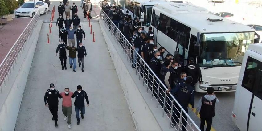 KONYADAKİ SUÇ ÖRGÜTÜNE AĞIR DARBE!  33 ŞÜPHELİDEN 28’İ TUTUKLANDI