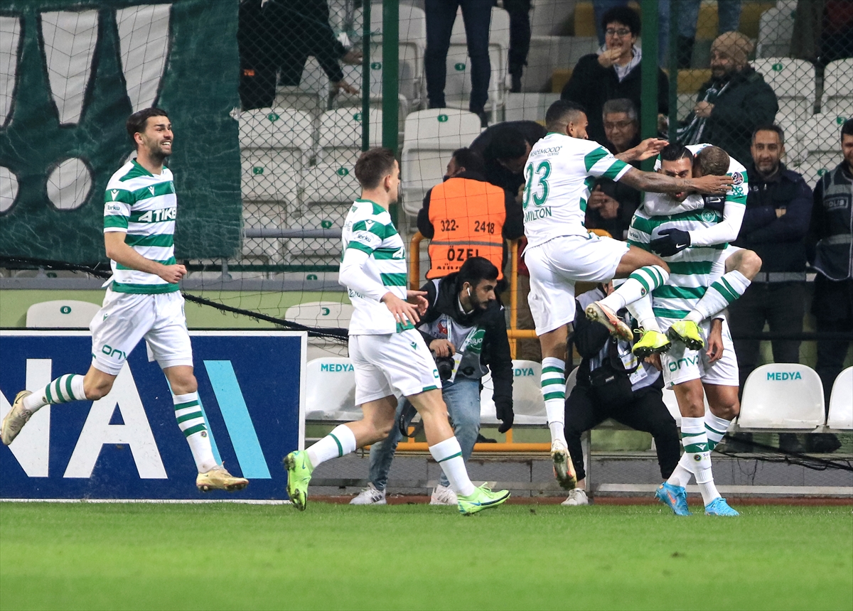 Konyaspor -Galatasaray' maçından 2-0 üstün ayrıldı.