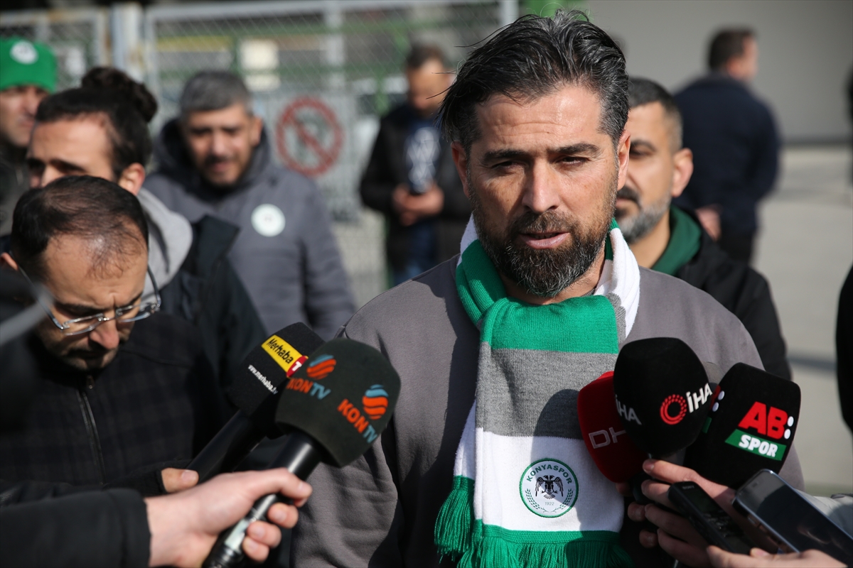 Konyaspor ile yolları ayrılan teknik direktör İlhan Palut'tan açıklama