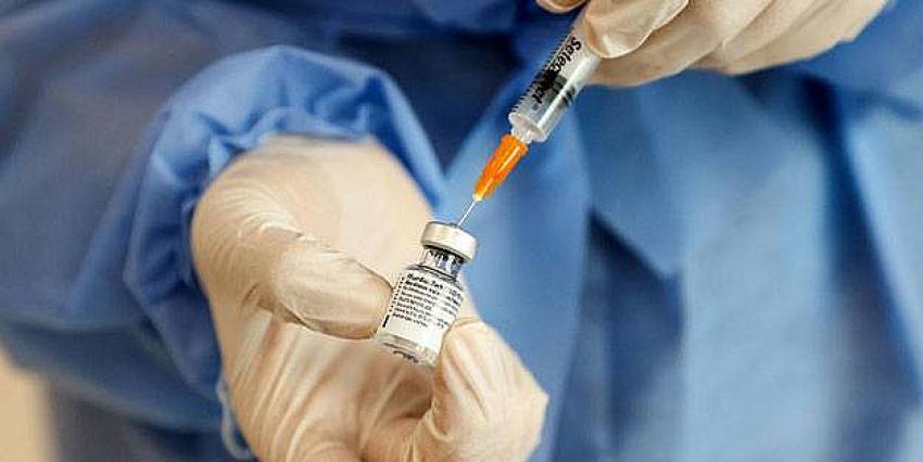 Koronavirüs aşısı kalp krizini tetikler mi? Uzman isimden anlamlı cevap