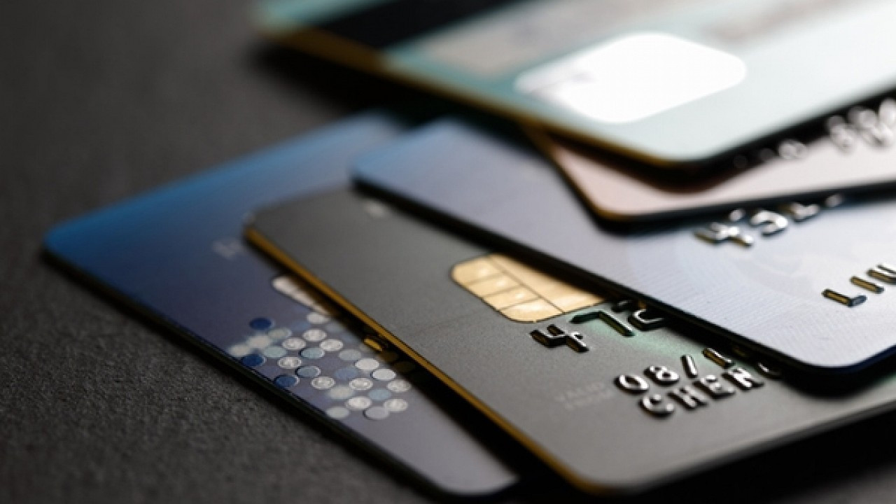 Kredi kartlarından nakit avans kullanımına getirilen sınırlama kaldırıldı